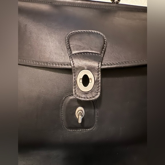 Vintage Coach black briefcase, shoulder strap, silver tone hardware in GUC - Picture 4 of 16